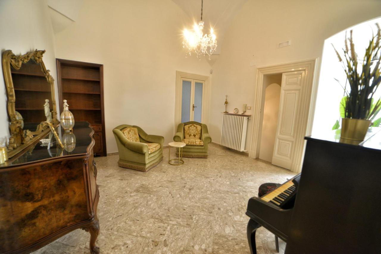 Suite La Terrazza Di Don Peppino Ostuni Exterior photo